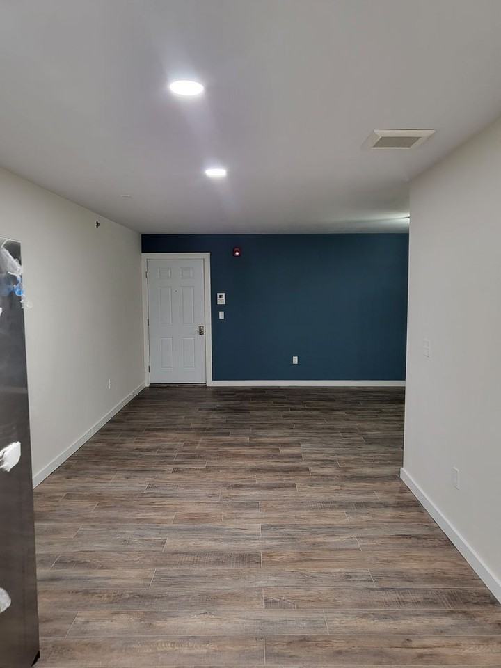 New Cinema Apartments - Photo 5 of 38