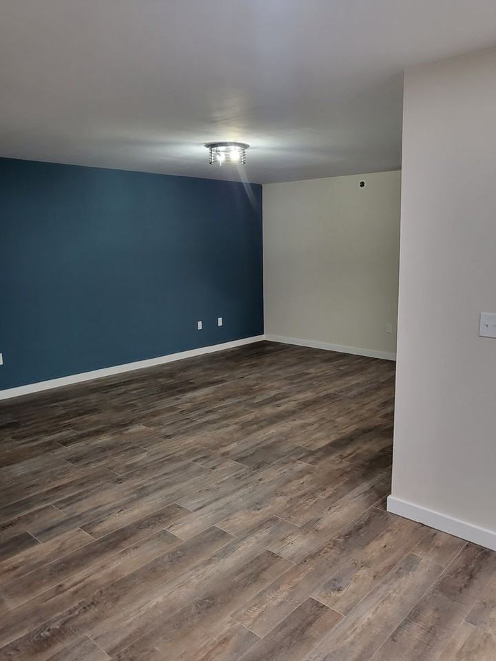 New Cinema Apartments - Photo 6 of 38