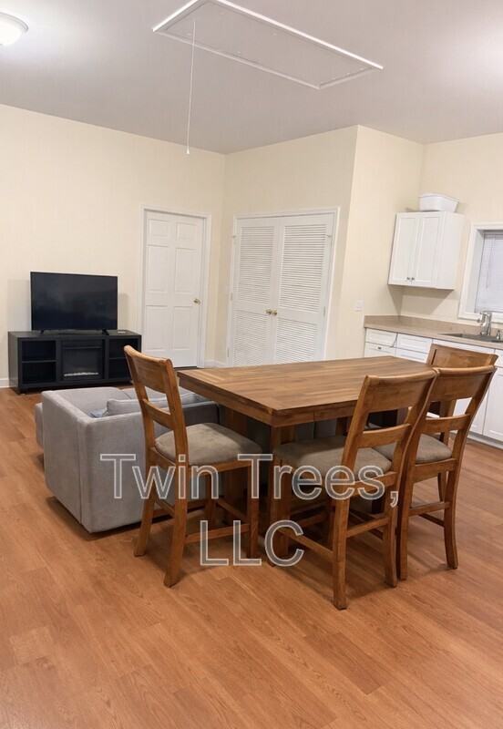 5942 Lonas St - Photo 2 of 9