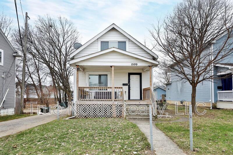 1599 Mooberry St - Photo 2 of 38