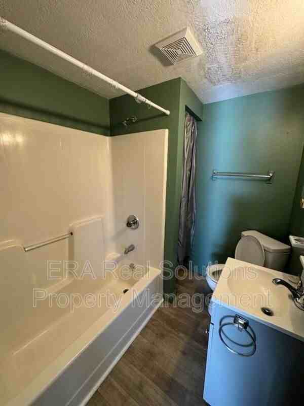 120 E Pleasant St #A - Photo 3 of 5