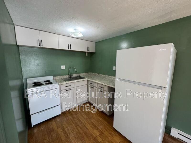 120 E Pleasant St #A - Photo 4 of 5