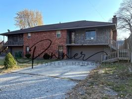 featured image of 1713 E T C Lea Rd