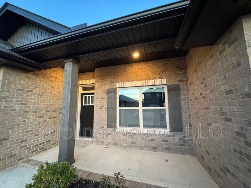 339 Cypress Hollow Trl - Photo 3 of 31