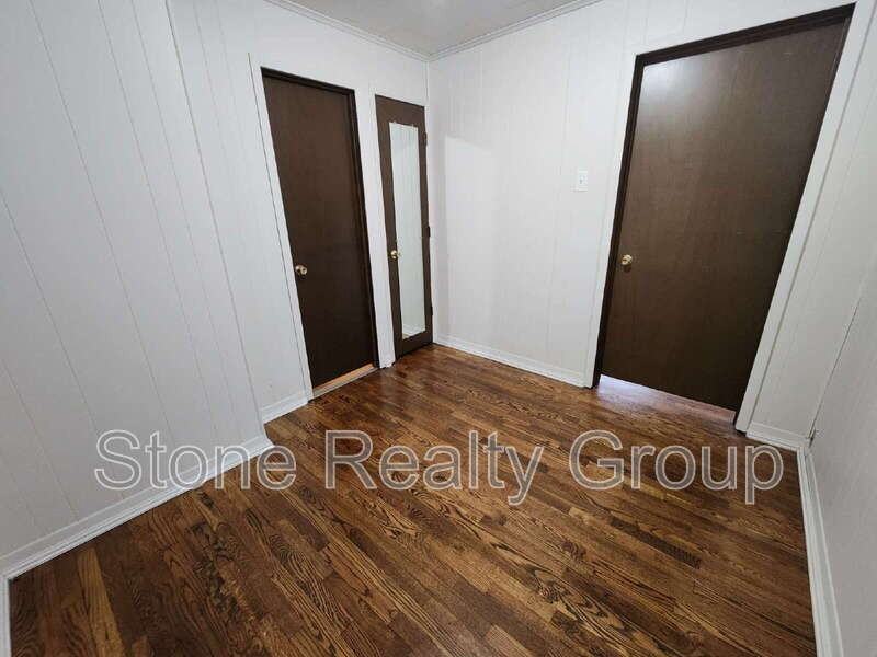 2419 Layher Ave - Photo 7 of 10