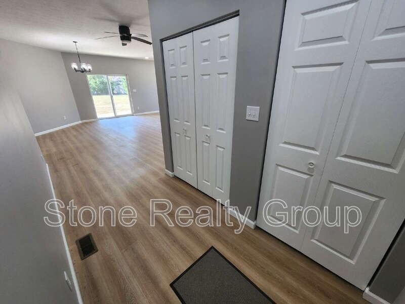 1162 W Ewing St - Photo 6 of 11