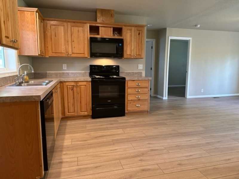 7874 Old Redwood Hwy #2 - Photo 4 of 19