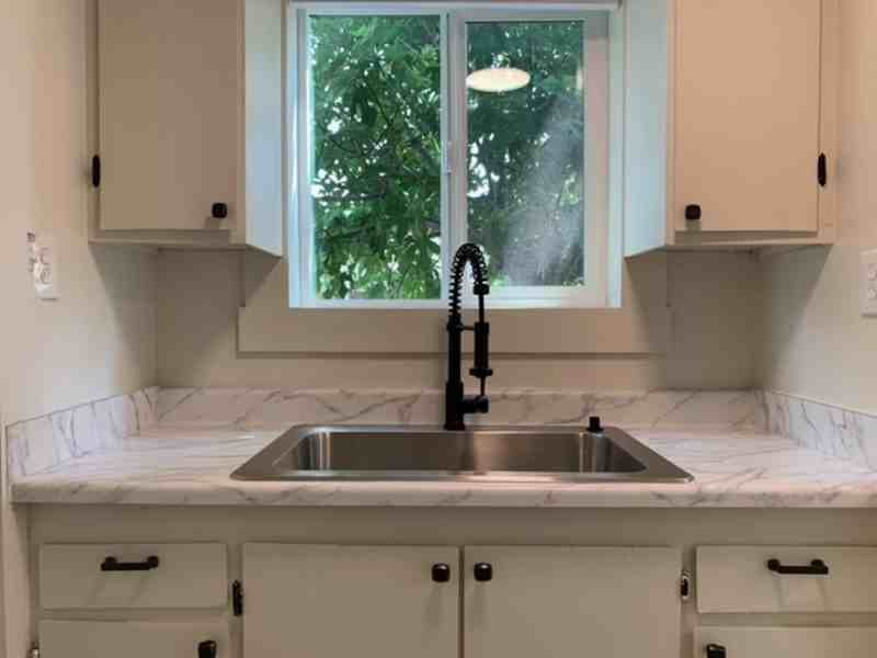 509 Nw C St #3 - Photo 6 of 21