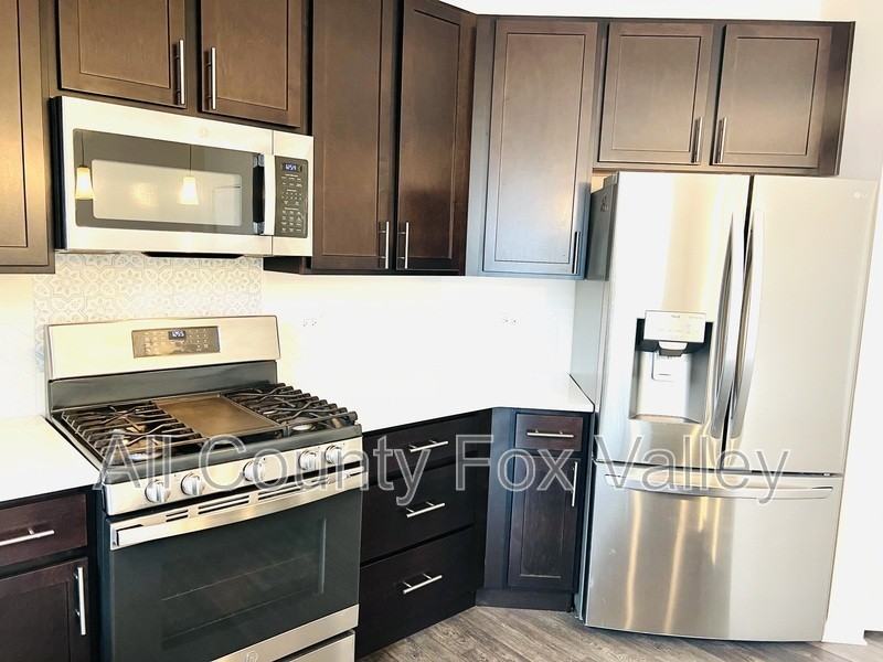 1918 Kingsley Cir - Photo 6 of 20