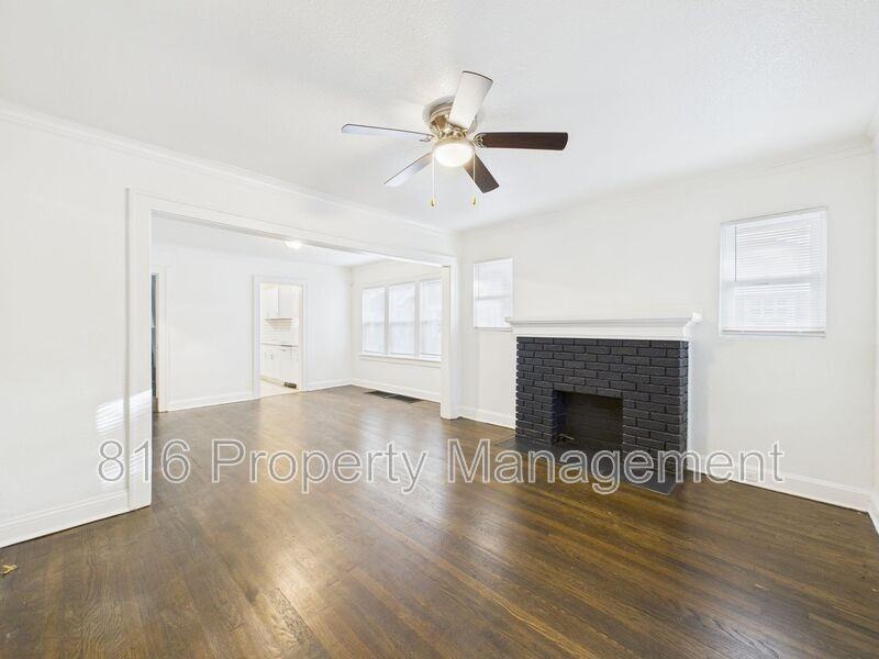 5341 Brooklyn Ave - Photo 2 of 41