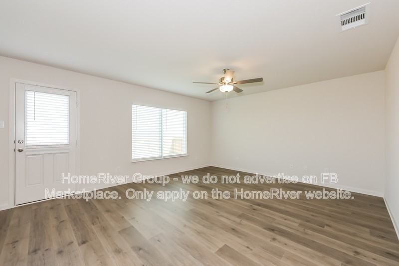 501 Gib Woodall Dr - Photo 2 of 21