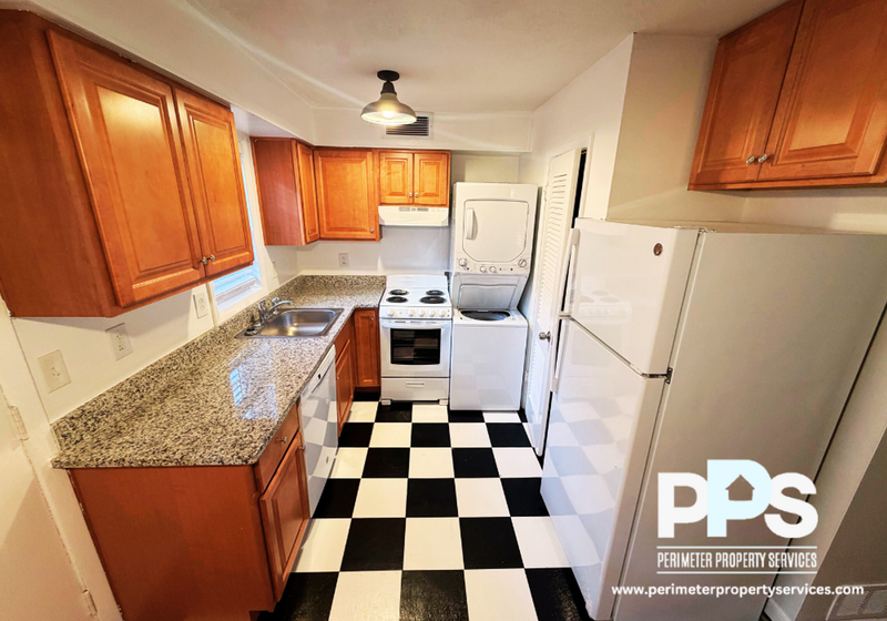 81 E Wesley Rd Ne #4 - Photo 3 of 10