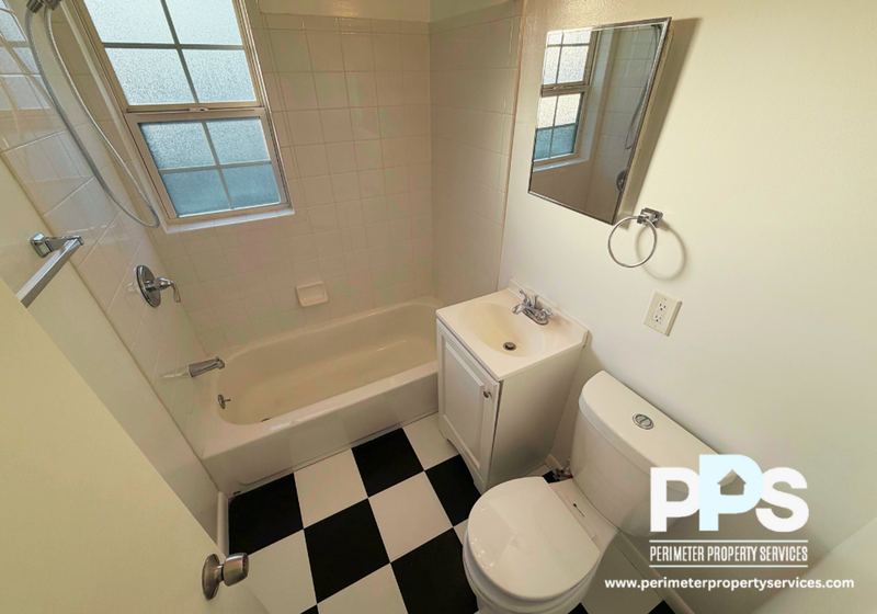 81 E Wesley Rd Ne #4 - Photo 4 of 10