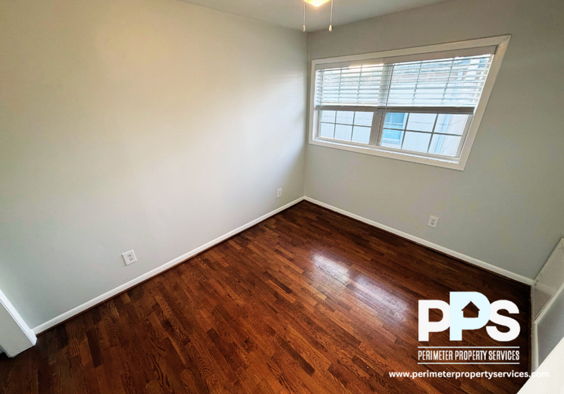 81 E Wesley Rd Ne #4 - Photo 5 of 10