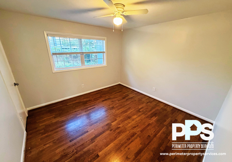 81 E Wesley Rd Ne #4 - Photo 7 of 10