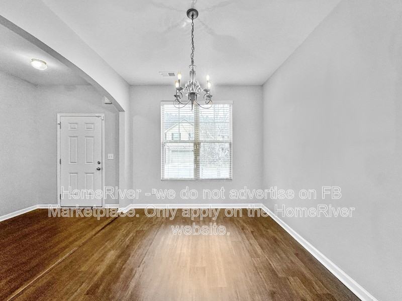 5689 Grande River Rd - Photo 3 of 22