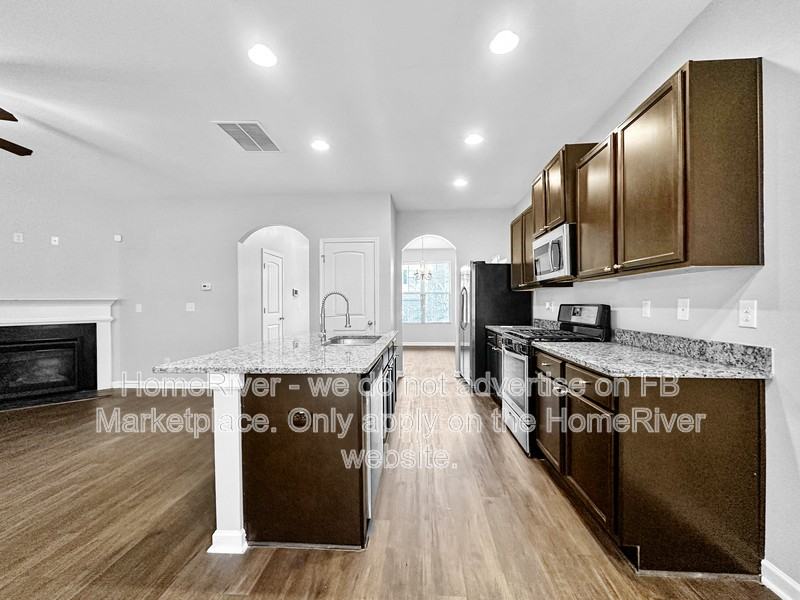 5689 Grande River Rd - Photo 5 of 22