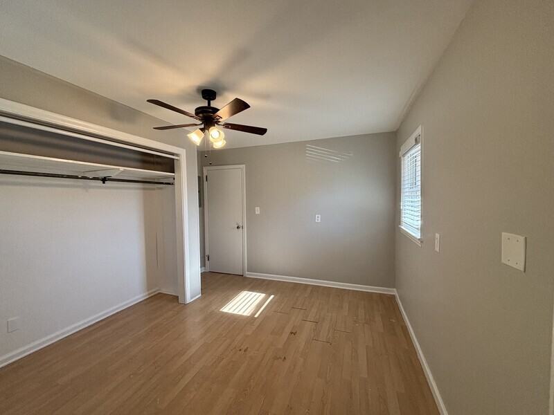 104 Yancy Dr Se - Photo 5 of 19