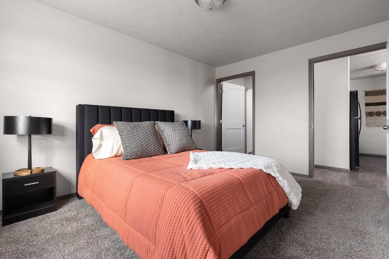 Whisper Ridge Commons - Photo 5 of 50