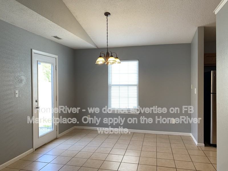 10332 Hornton St - Photo 4 of 27