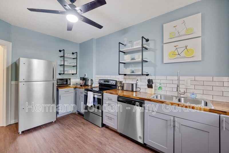 6024 Dewey Ave #A - Photo 5 of 18