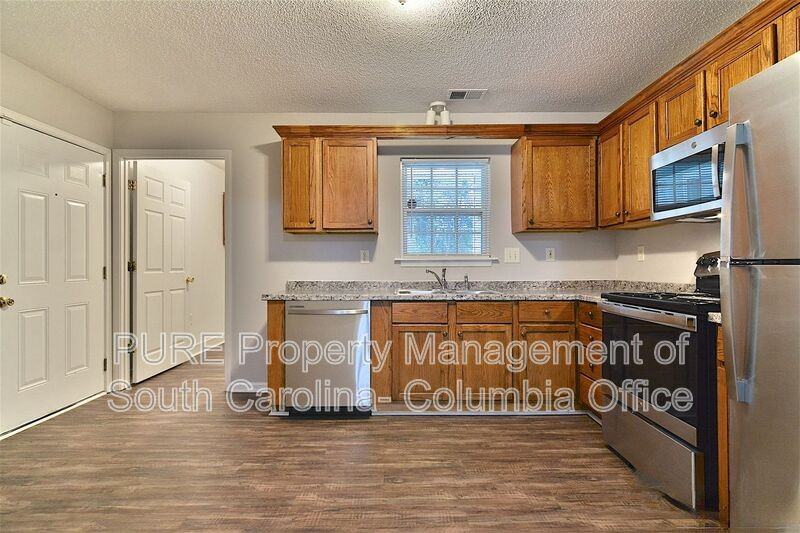 424 Riley St - Photo 7 of 23