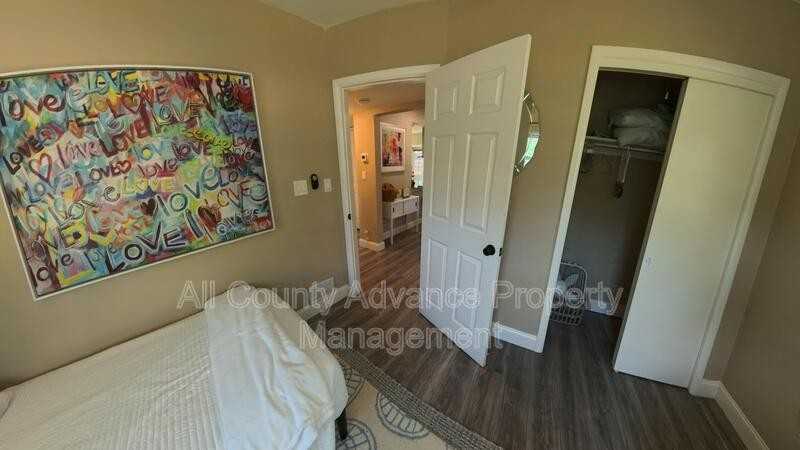 1448 San Mateo Dr - Photo 7 of 20