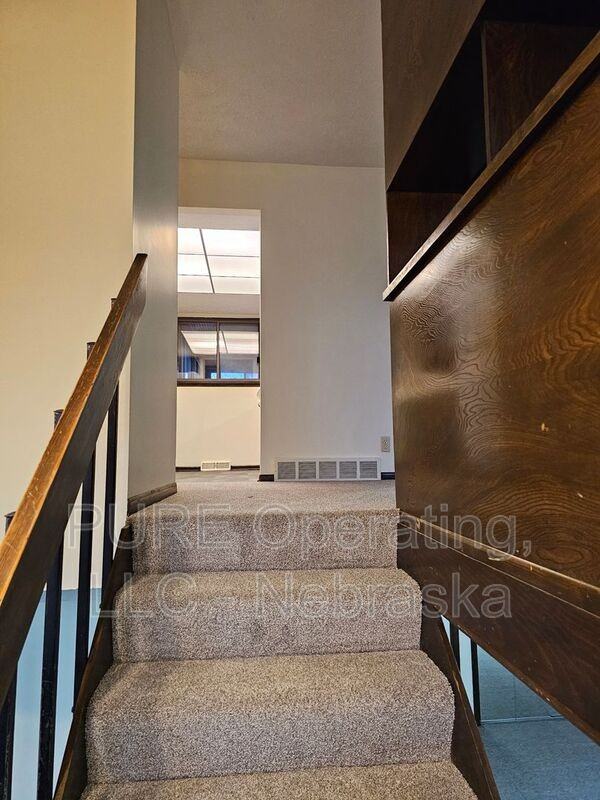 14028 Madison Cir - Photo 2 of 33