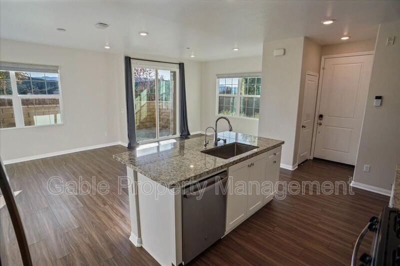 22772 Harmony Dr - Photo 7 of 23