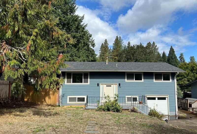 725 Mimosa Ave - Photo 2 of 39