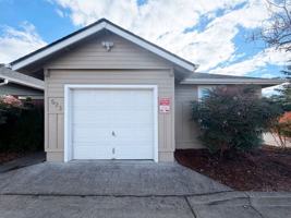 featured image of 573 Hanover St