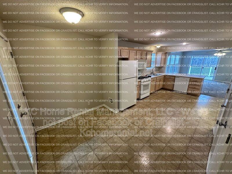 8657 Ne 97th St - Photo 4 of 45