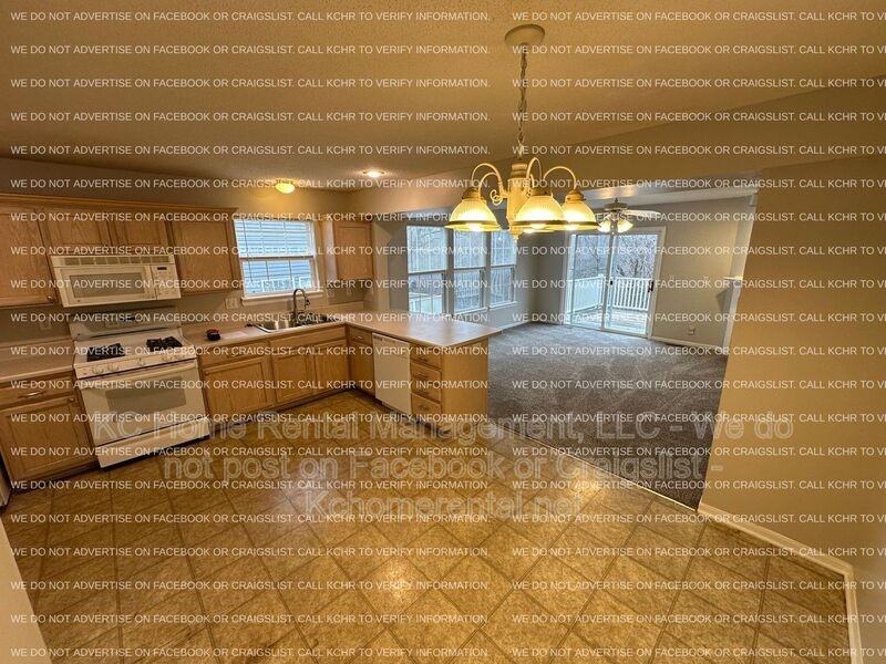 8657 Ne 97th St - Photo 6 of 45