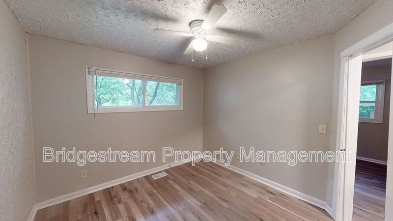4183 Melgrove Ave - Photo 4 of 5