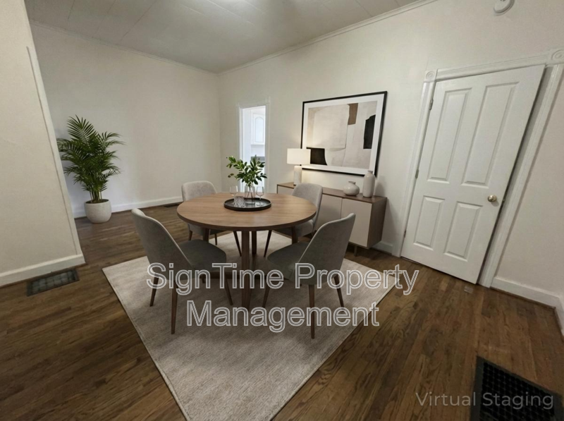 40 E Franklin St - Photo 3 of 25