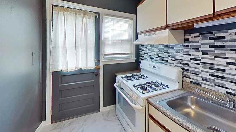 441 Cold Spring Ave - Photo 2 of 7