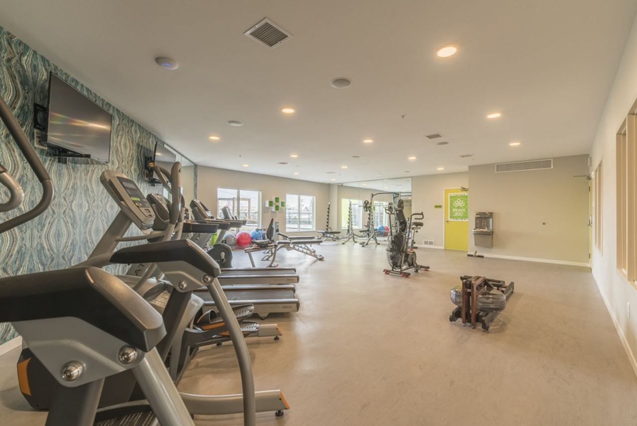 300Lime - Photo 6 of 50