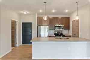 featured image of 2121 S Silverthorne Ave