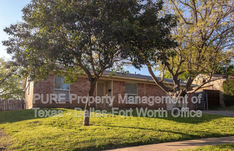 641 Gallant Fox Dr - Photo 2 of 15