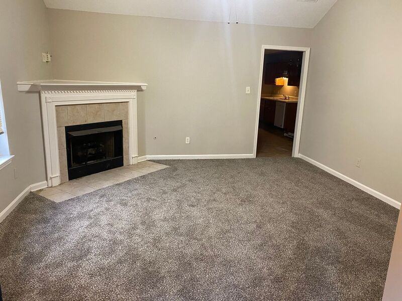 1514 Estacada Way - Photo 4 of 17