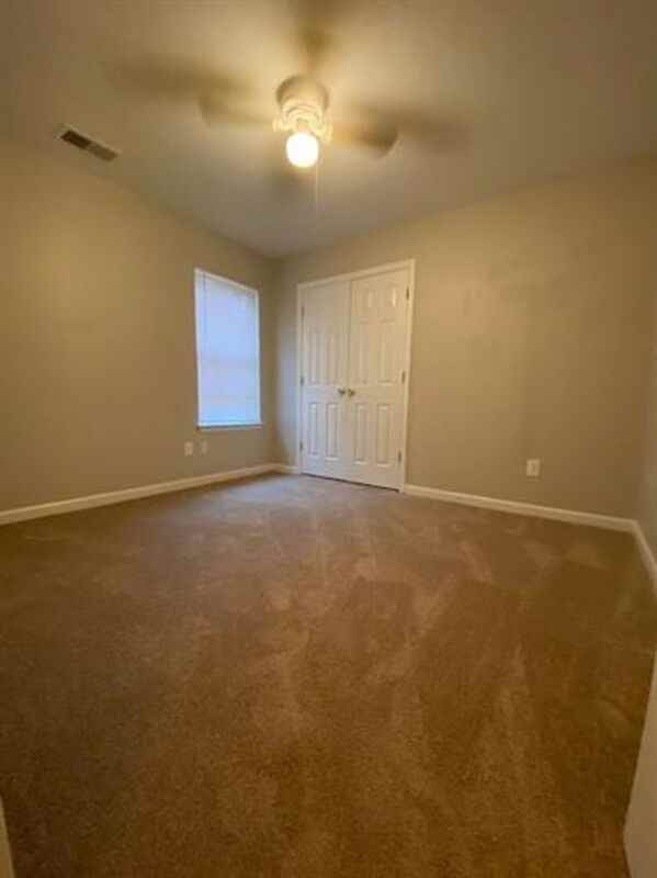 1514 Estacada Way - Photo 6 of 17