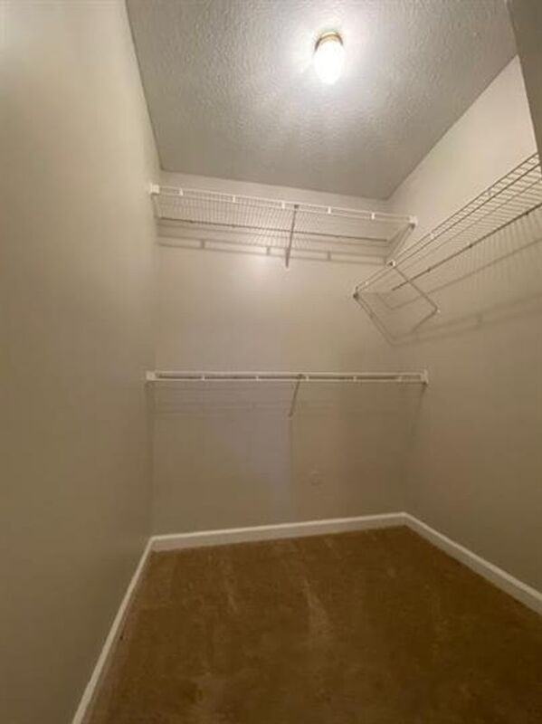 1514 Estacada Way - Photo 7 of 17