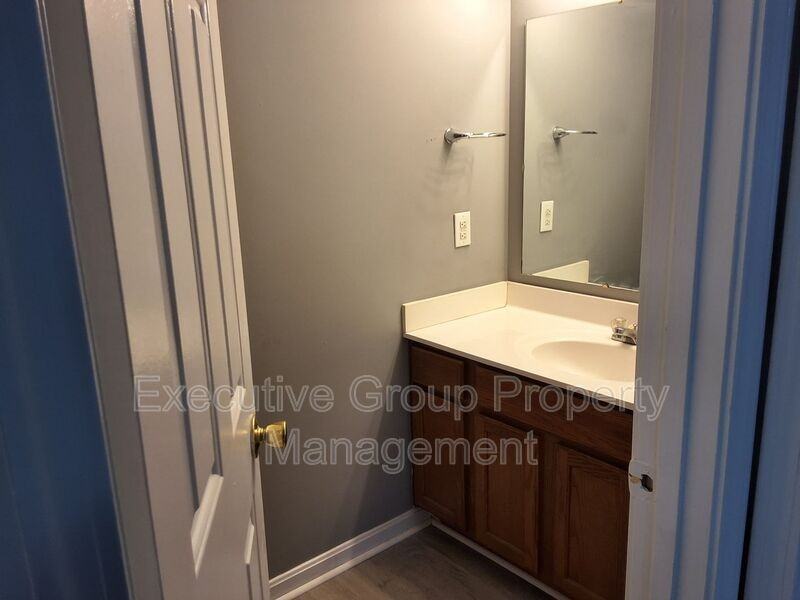 1115 - Photo 5 of 18