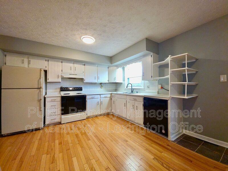 2433 Pierson Dr - Photo 7 of 33