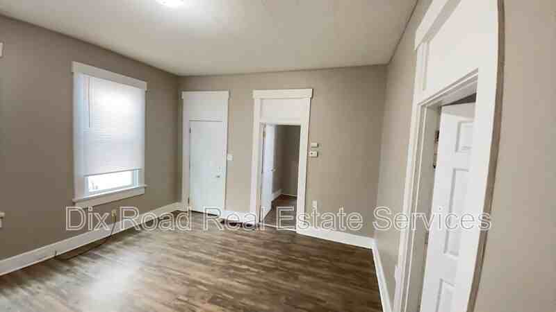 252 Mcclure St - Photo 7 of 28