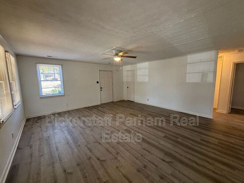 231 17th Ave S - Photo 5 of 13