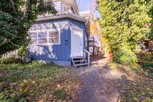 573 E Commerce St #1stFL - Photo 1 of 1