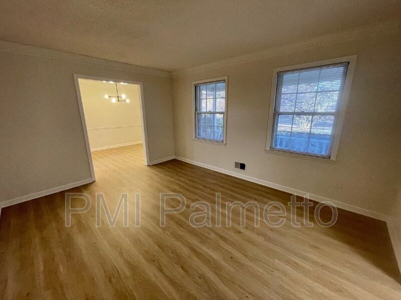 300 Quincannon Rd - Photo 6 of 29