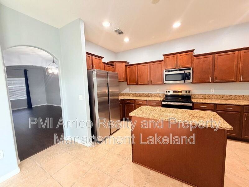 3648 Madbury Cir - Photo 4 of 21