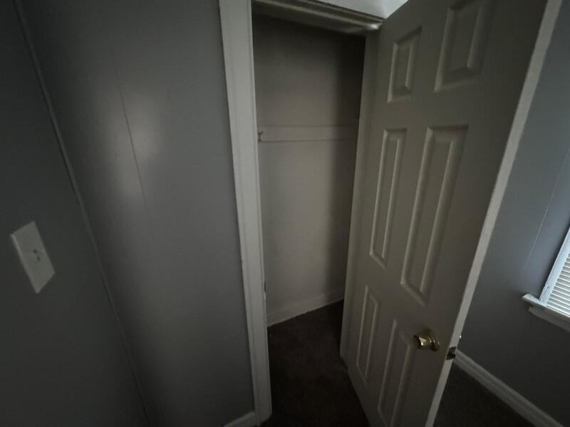 14834 Sussex St - Photo 6 of 8